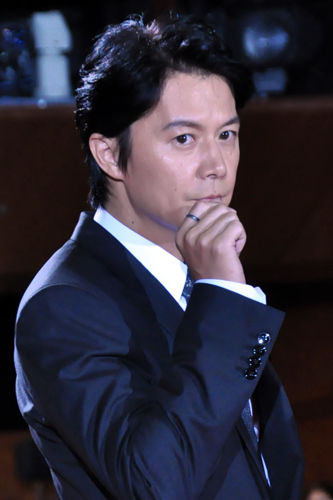 福山雅治の妻・吹石一恵が第1子妊娠「未知なる出逢いに期待と喜び」