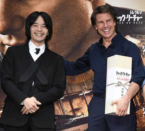 トム・クルーズ、池松壮亮と『ラスト サムライ』以来13年ぶりの再会に「君を誇りに思う」