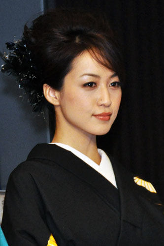 及川奈央が41歳の一般男性と結婚「安心し穏やかな気持ちでいられる方」