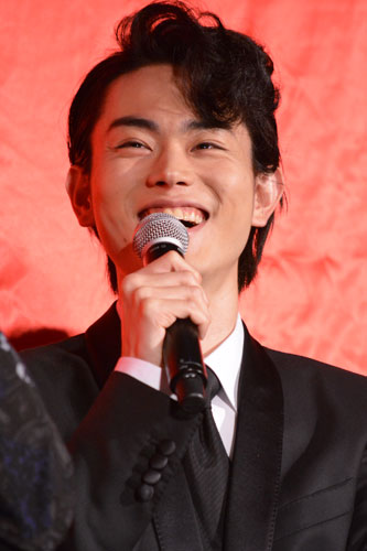 菅田将暉、イケメン共演者全員と禁断のキス！