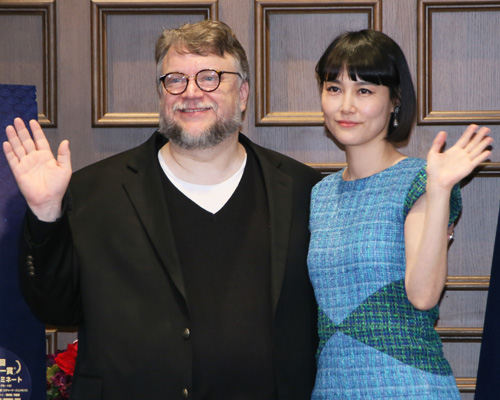 ギレルモ・デル・トロ監督と菊地凛子