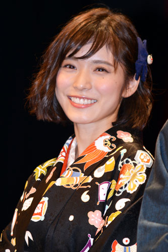 松岡茉優