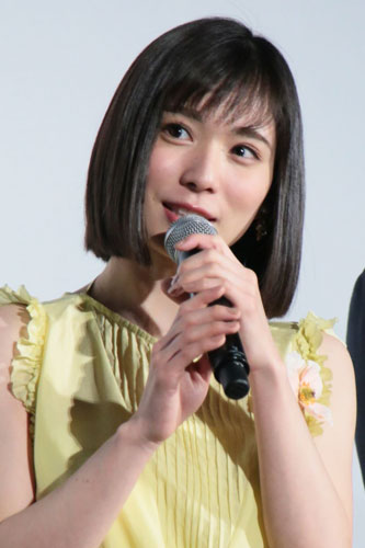 松岡茉優