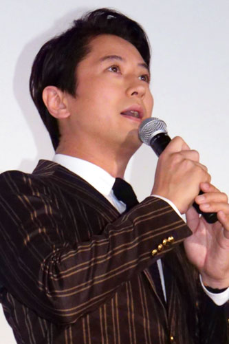 谷原章介