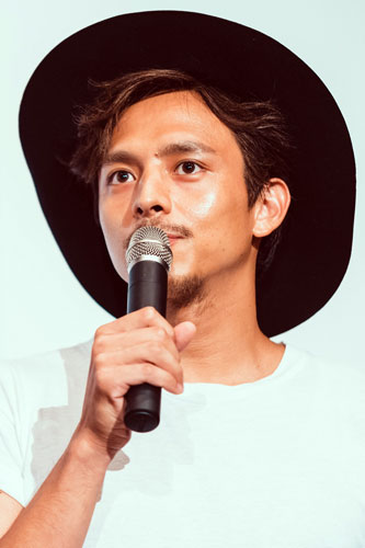 満島真之介