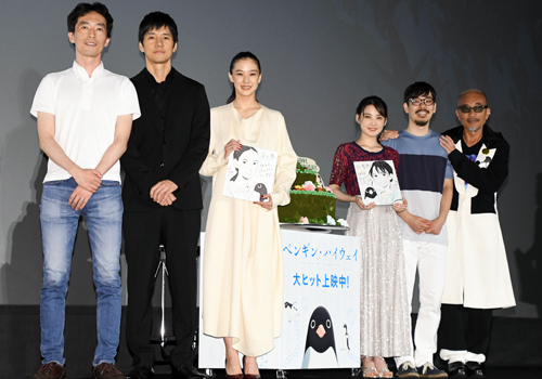 左から森見登美彦、西島秀俊、蒼井優、北香那、石田祐康監督、竹中直人