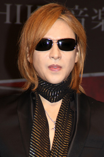 YOSHIKI