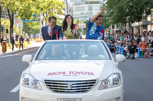 大村秀章愛知県知事、松井珠理奈、河村たかし名古屋市長