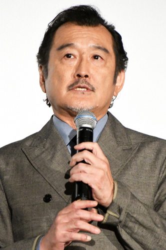 吉田鋼太郎