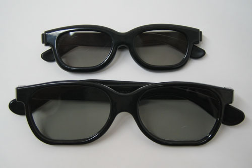 ワーナー・マイカル「こども用3Dメガネ」のサービスを開始