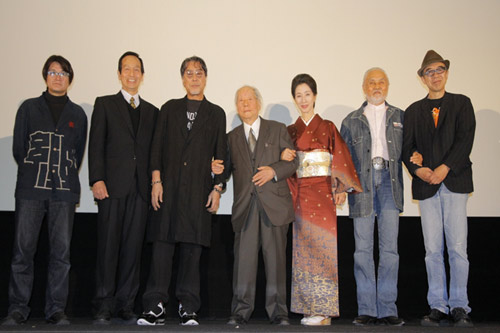 左から林海象、川津祐介、原田芳雄、木村威夫監督、松原智恵子、野呂圭介、あがた森魚
