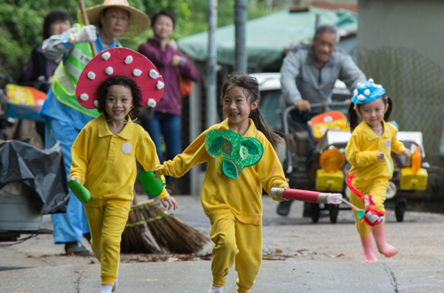 『小さな園の大きな奇跡』
新宿武蔵野館ほか、全国順次公開中
(C)2015 Universe  Entertainment  Limited All Rights Reserved