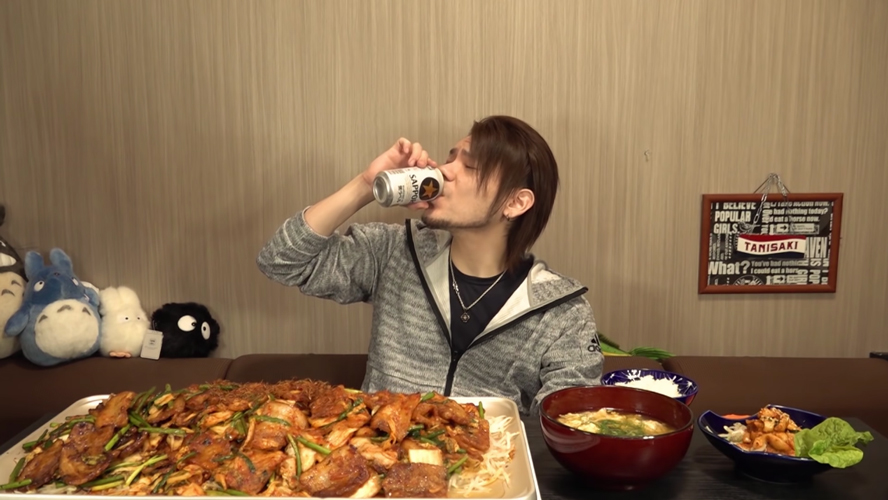 Tvチャンピオンでも活躍 谷崎鷹人の超盛り料理 大食いがスゴい Movie Collection ムビコレ Tvチャンピオンでも活躍 谷崎鷹人の超盛り料理 大食いがスゴい Movie Collection ムビコレ