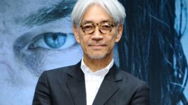 坂本龍一の映画音楽とソロ作品に通じるミニマルで響きを重んじた音づくり