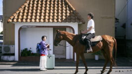 高畑充希が映画館再建のために奔走！ 『浜の朝日の嘘つきどもと』写真解禁