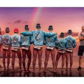 80年代ポップスがエール！ 偏見と戦うゲイの水球チームの友情と奮闘を描いたフランス映画