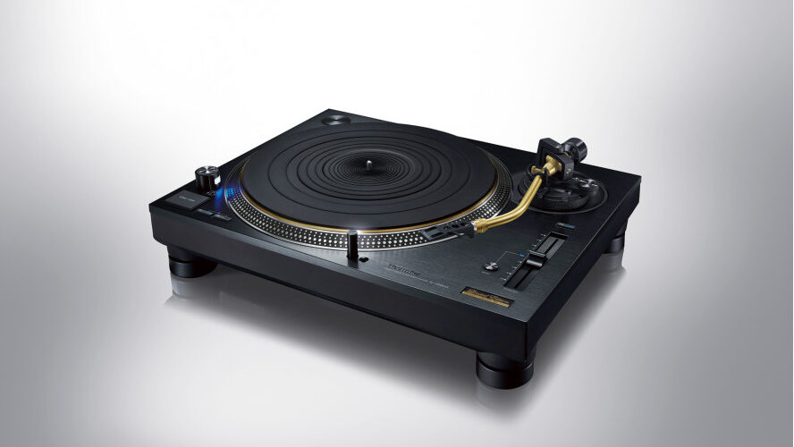 テクニクスSLｰ1200GAE-Kレコードプレーヤーで芸術の秋