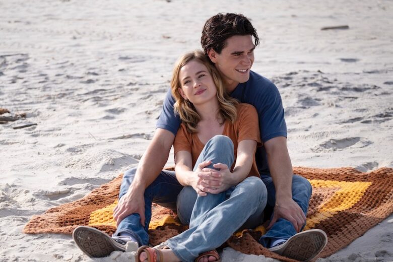 (C)2021 Lions Gate Entertainment Inc. All Rights Reserved.