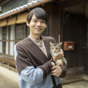 入居条件は「猫に気に入られること」…イケメンだらけのシェアハウス