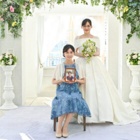 綾瀬はるか、『義母と娘のブルース』亜希子のウエディングドレス初披露！
