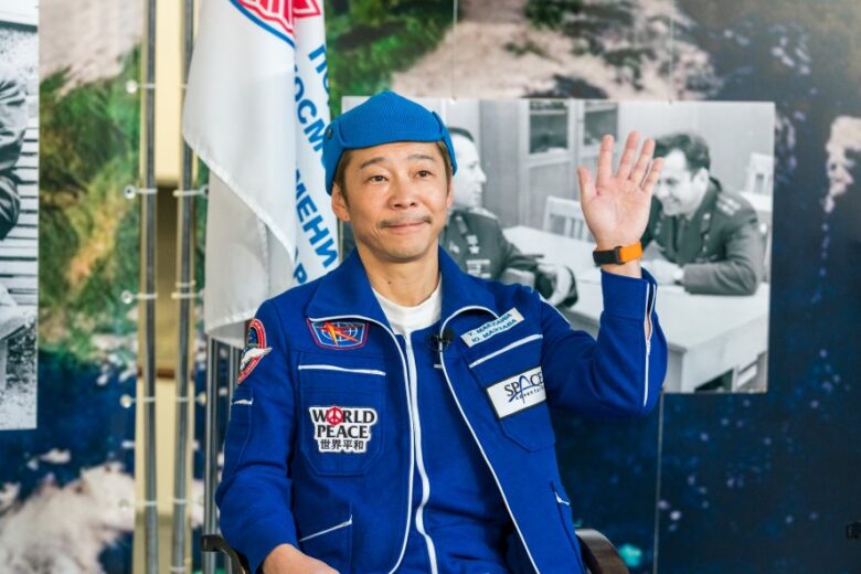前澤友作帰還報告記者会見