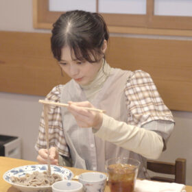 「黙食女子」ひかりTV
