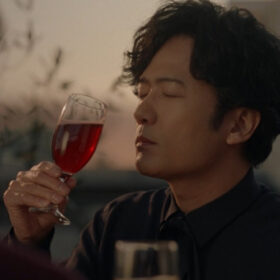サントリーの新TV-CM「ノンアルソムリエ」篇