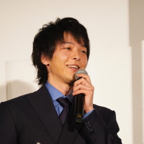 中村倫也