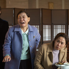『愛の不時着』の北朝鮮・人民班長も出演！ 韓国映画『三姉妹』6月17日より全国順次公開