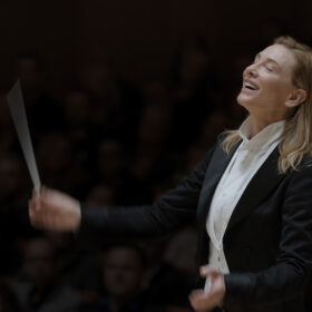 ケイト・ブランシェット、オーケストラ指揮者役でヴェネチア国際映画祭・最優秀女優賞獲得！