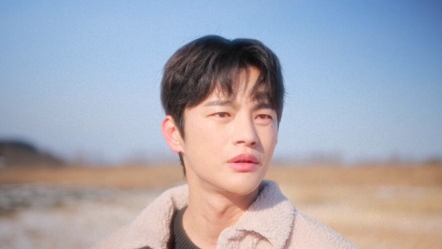 セール中…ソ・イングク直筆サイン入り超大型写真…王の顔…Seo in-guk…7 セール中…ソ・イングク直筆サイン入り超大型写真…王の顔…Seo in