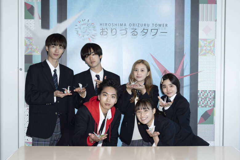 (C)2025『6人ぼっち』製作委員会