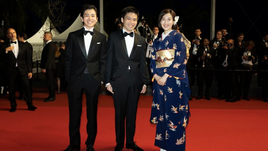黒崎煌代がレッドカーペットに登場！ 共演の木竜麻生、団塚唯我監督とともに初参加のカンヌ国際映画祭を満喫