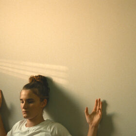 大坂なおみがエグゼクティブ・プロデューサーに！ 少女テニス選手の“沈黙の意味“を探る『ジュリーは沈黙したままで』公開