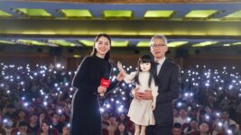 長澤まさみ「叫んだら悪いものが全部出た」 戦慄の“ドールミステリー” に上海が熱狂