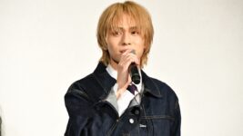 山下幸輝×京本大我、緊張感MAXのホラー舞台挨拶で爆笑トーク炸裂！ ネタバレギリギリの攻防戦