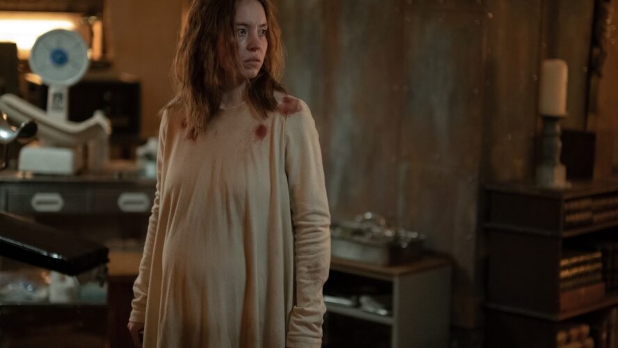 シドニー・スウィーニー、自ら“血まみれ”をリクエスト！ ホラー映画への愛と10年越しの執念が『IMMACULATE』に結実