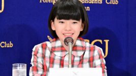 『ルノワール』主演の12歳・鈴木唯、英語の挨拶＆馬の鳴き真似で記者会見を魅了！