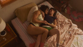 愛と暴力がステロイドで増幅されて……衝撃作『愛はステロイド』の新予告編解禁