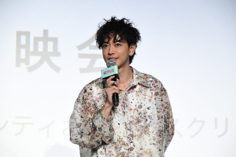 グラスハート 体感上映 配布物 佐藤健＆宮崎優「グラスハート」応援上映で神対応連発「恒例行事