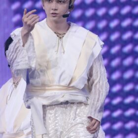 『超特急 The Movie RE:VE』