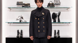 Snow Man岩本照がプレゼントしたい相手は深澤辰哉？ 「DOLCE&GABBANA Holiday Season Celebration」レポート