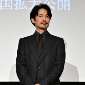 竹野内豊「自然と笑顔があふれていくような現場でした」 堺正章とともにカトリーヌ・ドヌーヴとの撮影秘話を披露