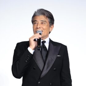 舘ひろしが語る“渡哲也の面影”　主演作『港のひかり』舞台挨拶で明かした役作り