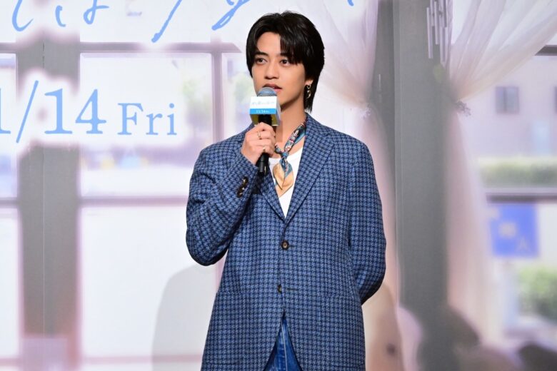 『君の顔では泣けない』