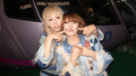 PUFFY「大がかりすぎてすごいよね（笑）」30周年記念MV撮影を振り返る