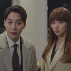 『裏切りの花束をあなたに』