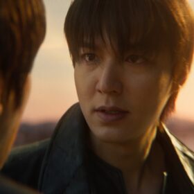 『全知的な読者の視点から』