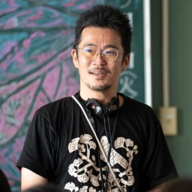 『私はあなたを知らない、』