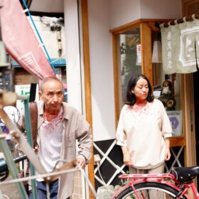 『枯れ木に銃弾』